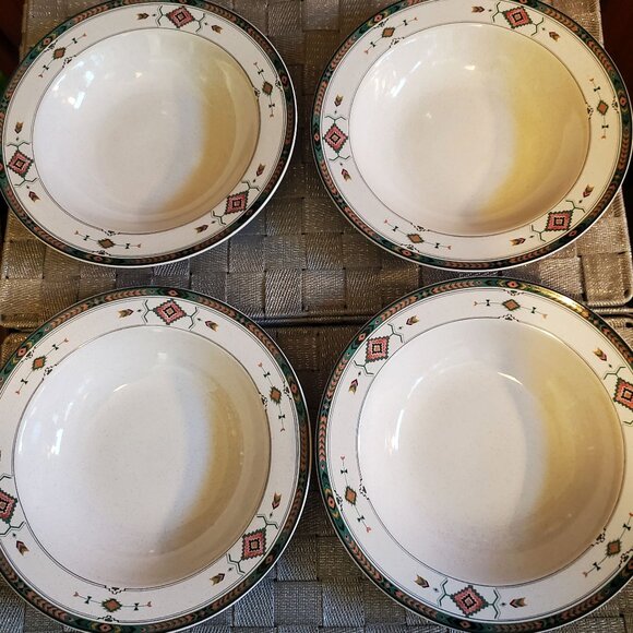 Mikasa Studio Nova Adirondack Rim Soup Bowls Set of 4 - Picture 3 of 4
